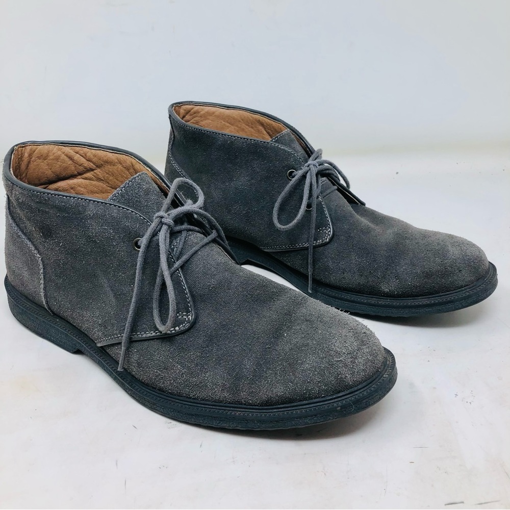 G H Bass Bradley Gray Suede Chukka Boots